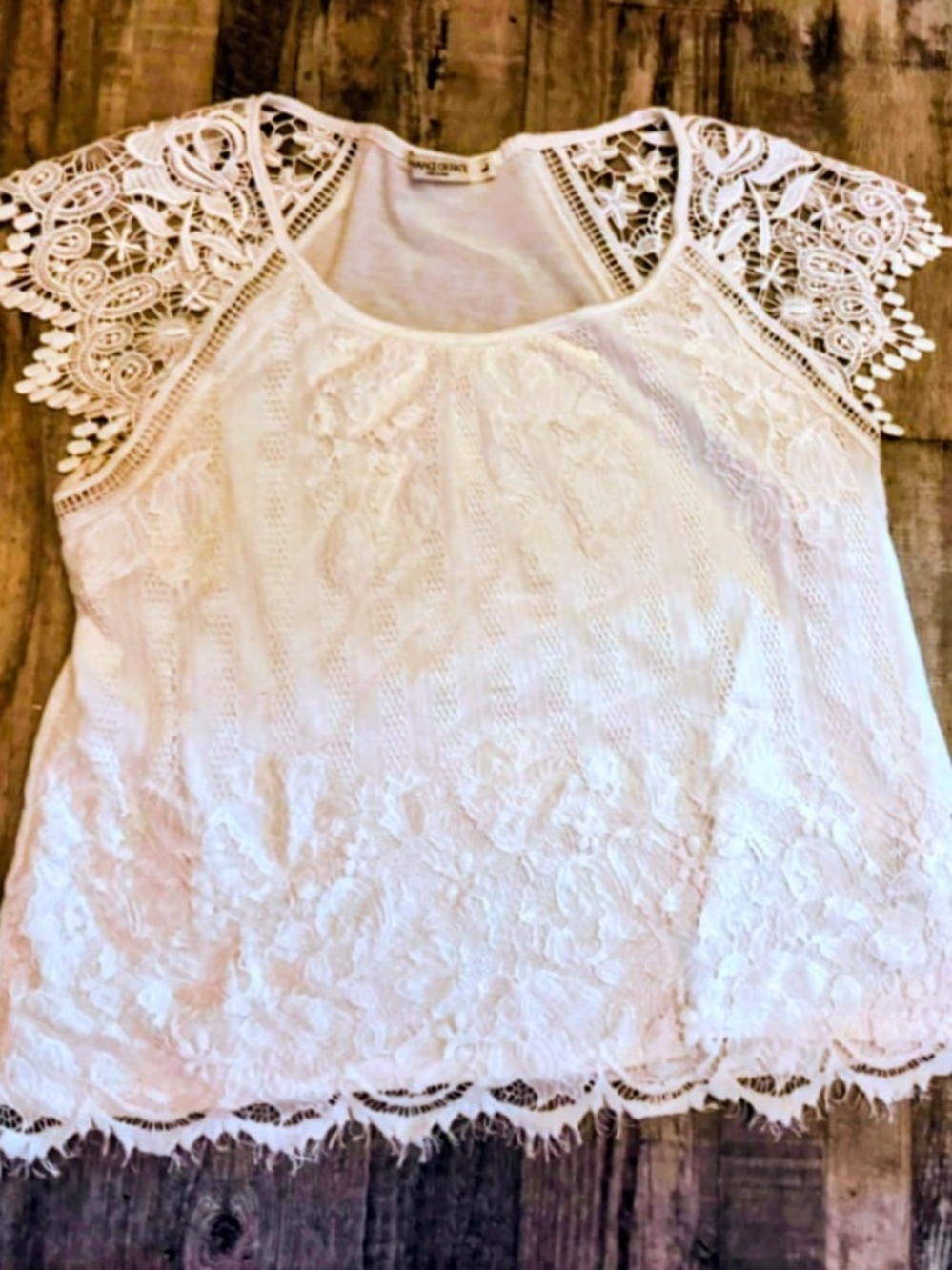 Chance or Fate White Lace Crochet Sleeve Camisole Size 12
